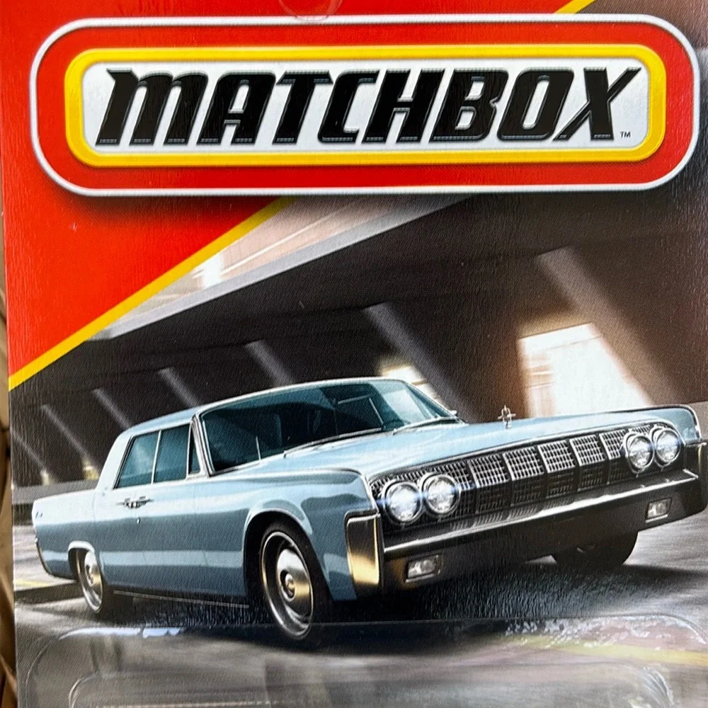 Matchbox 1964 Lincoln Continental Die-Cast Car Light Baby Blue New